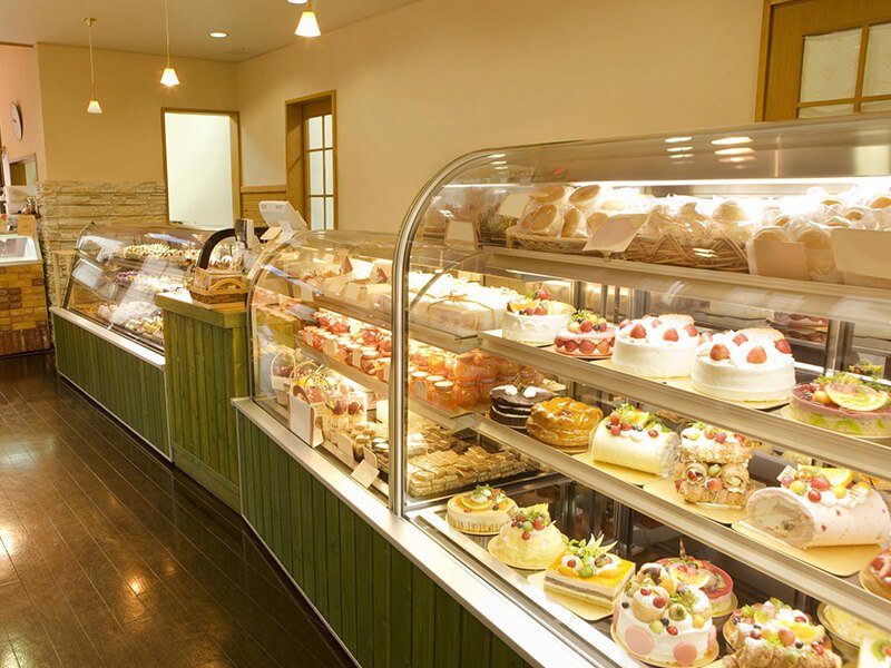 Cake Refrigerator